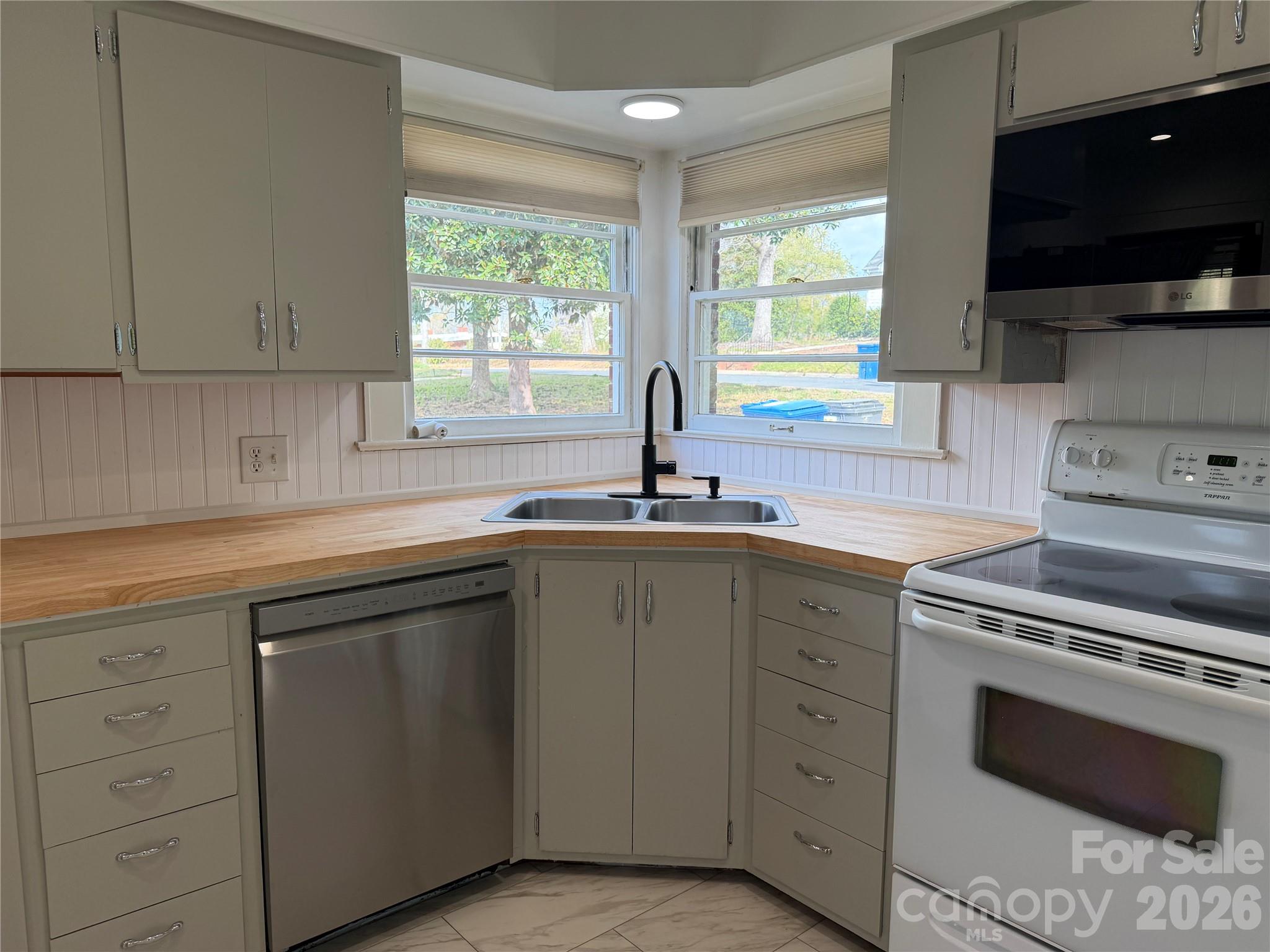 1631 Maple Avenue Albemarle NC 28001