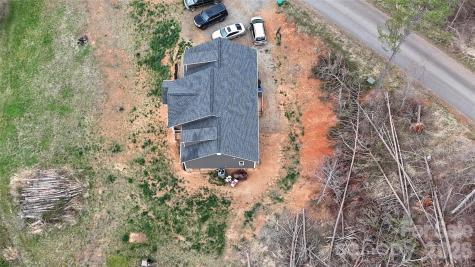 19 Higgins Road Weaverville NC 28787