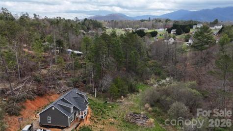 19 Higgins Road Weaverville NC 28787