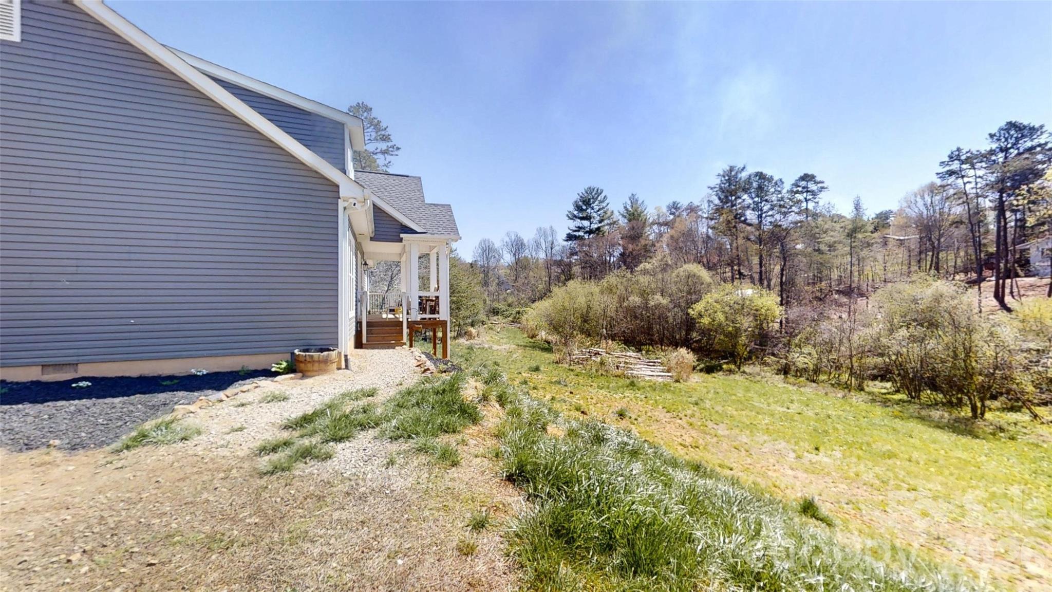 19 Higgins Road Weaverville NC 28787