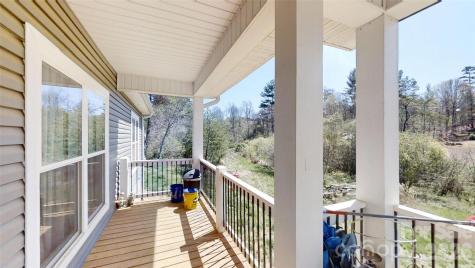 19 Higgins Road Weaverville NC 28787