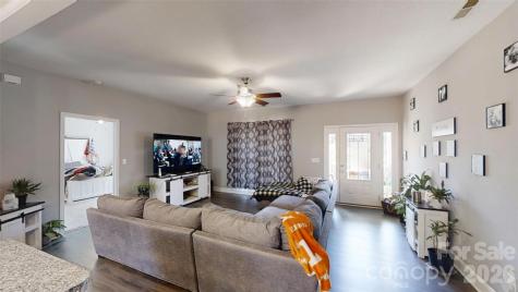 19 Higgins Road Weaverville NC 28787