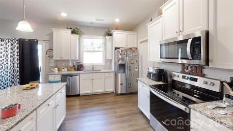 19 Higgins Road Weaverville NC 28787