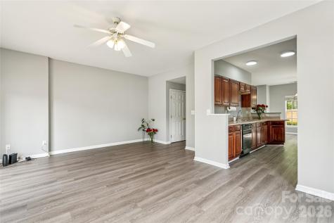 7125 Flying Scotsman Drive Charlotte NC 28213