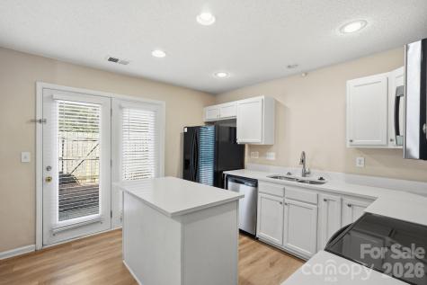 10142 Forest Landing Drive Charlotte NC 28213