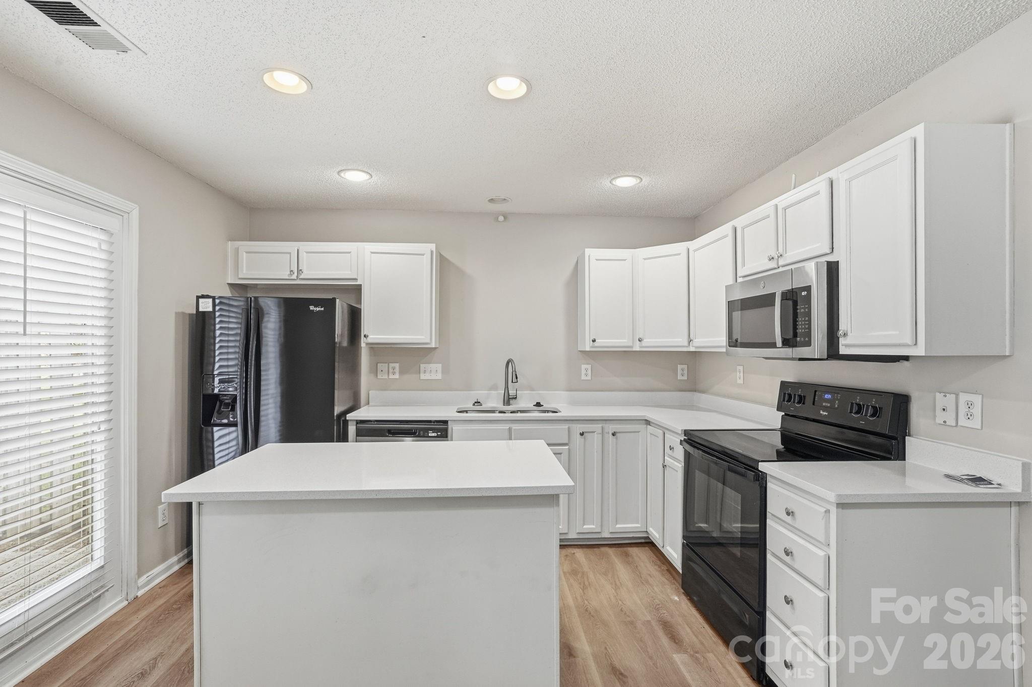 10142 Forest Landing Drive Charlotte NC 28213