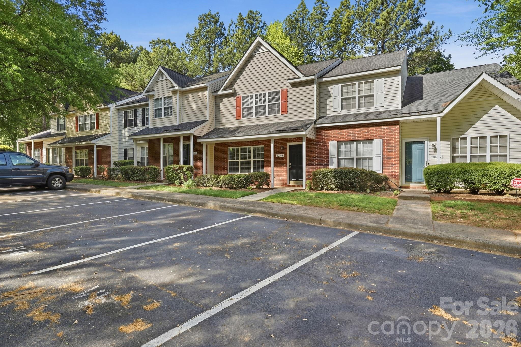 10142 Forest Landing Drive Charlotte NC 28213