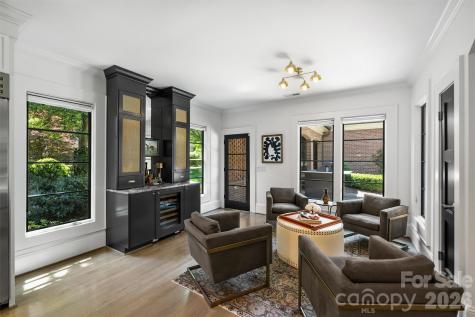 3610 Sharon Road Charlotte NC 28211