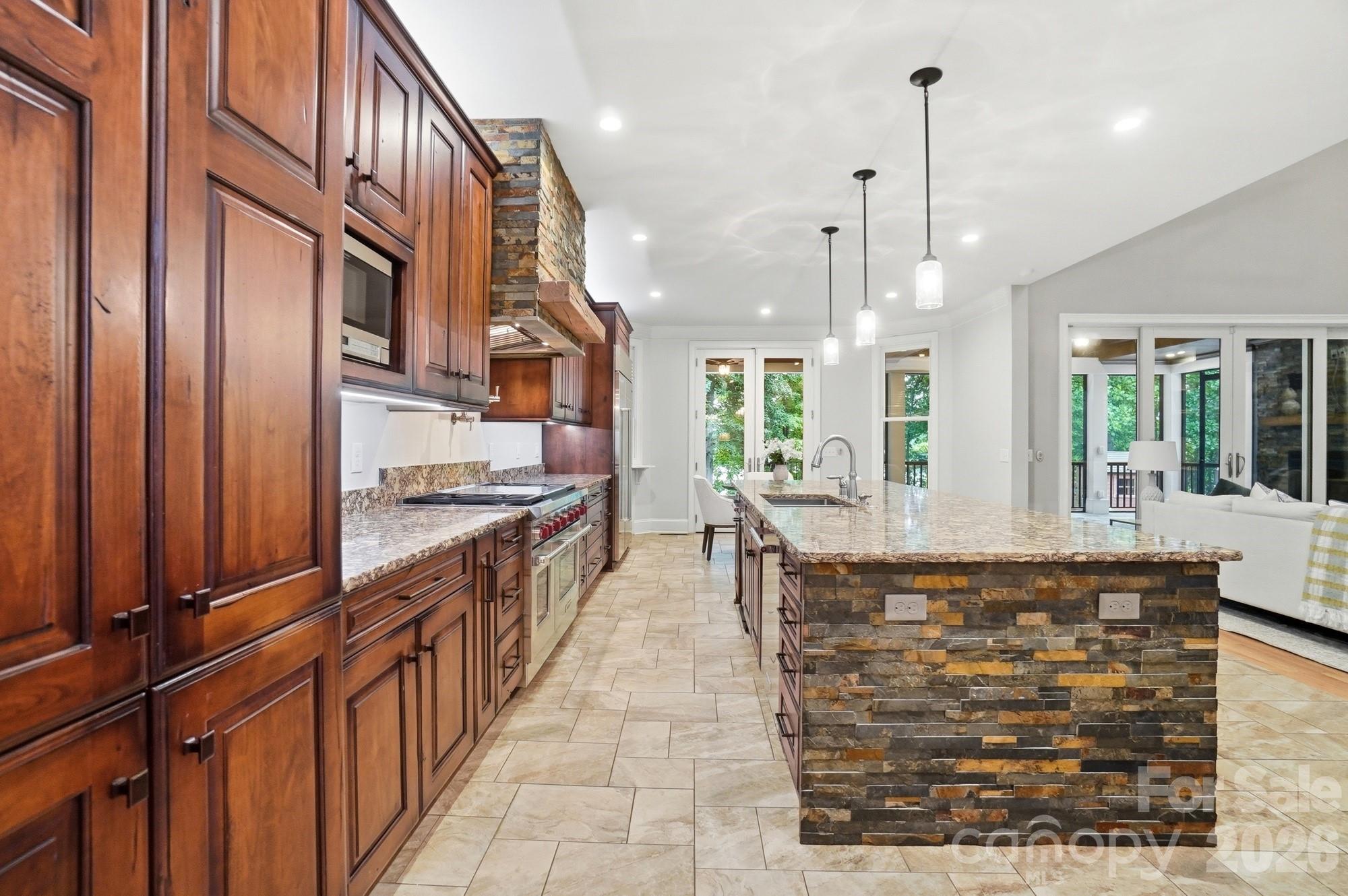 221 Whiterock Drive Mount Holly NC 28120