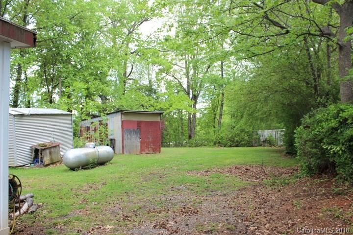 7216 Mack Street Charlotte NC 28214