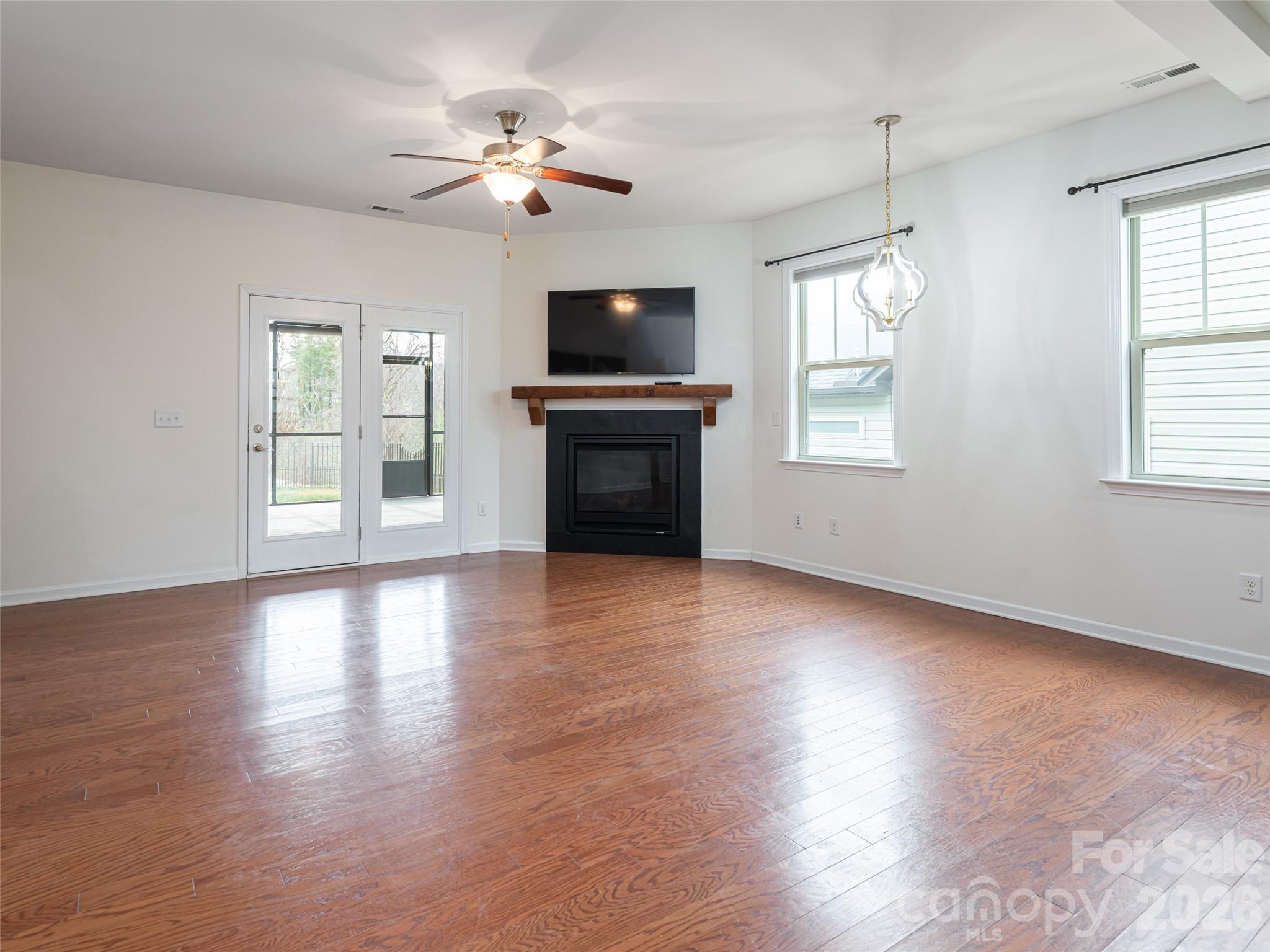 56 Brown Street Weaverville NC 28787