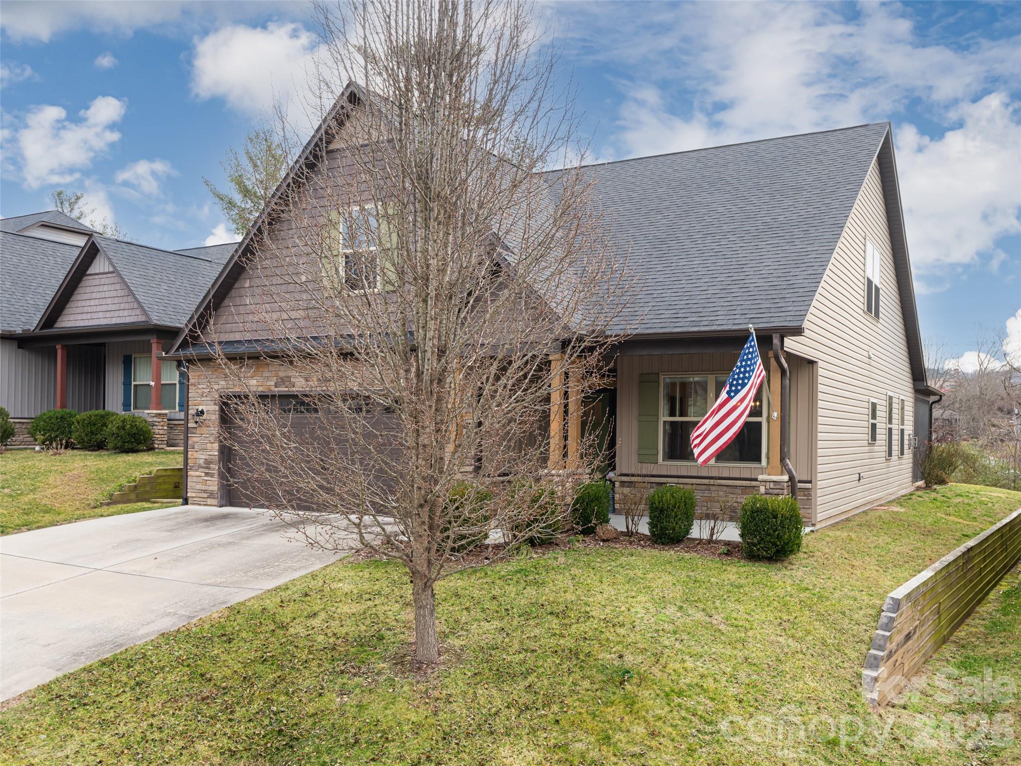 56 Brown Street Weaverville NC 28787