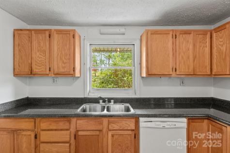 412 Trammell Avenue Canton NC 28716