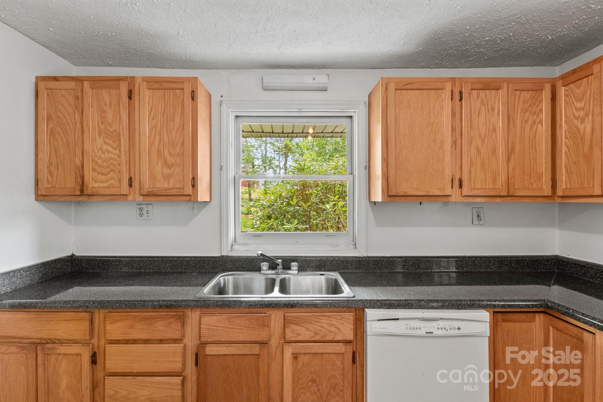 412 Trammell Avenue Canton NC 28716