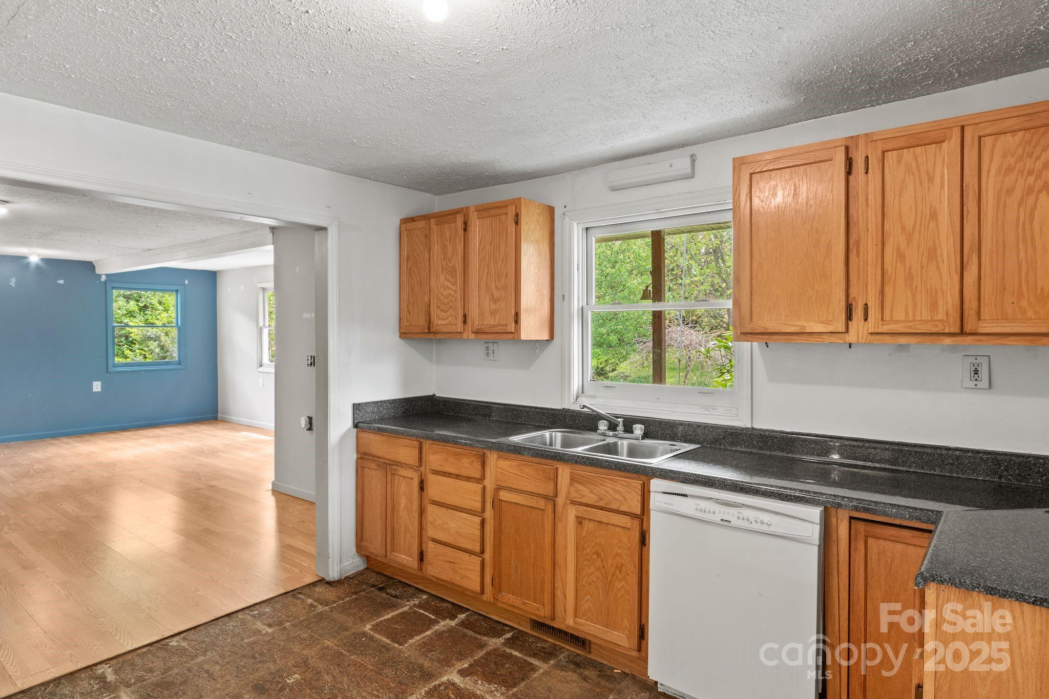 412 Trammell Avenue Canton NC 28716