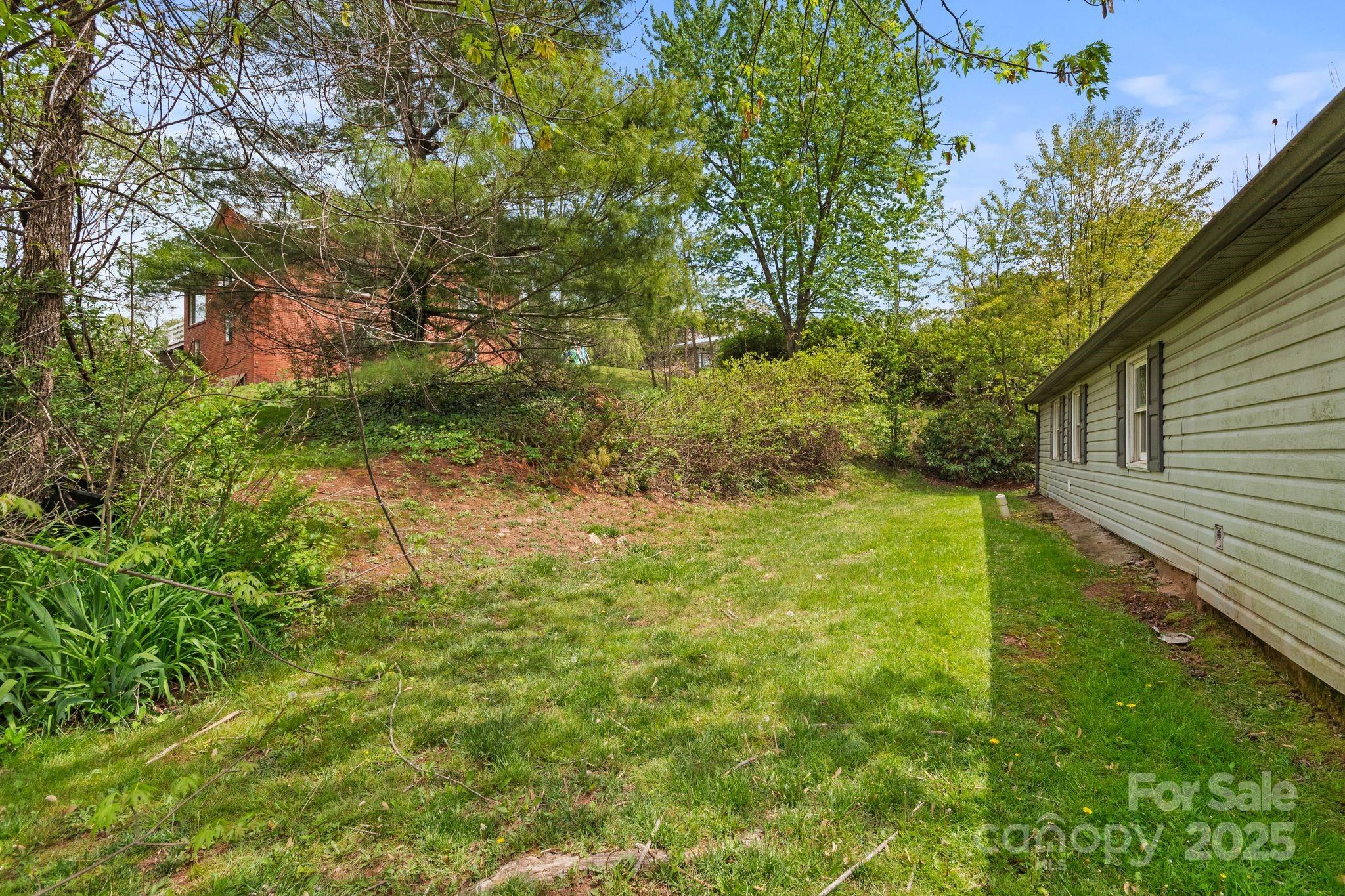 412 Trammell Avenue Canton NC 28716