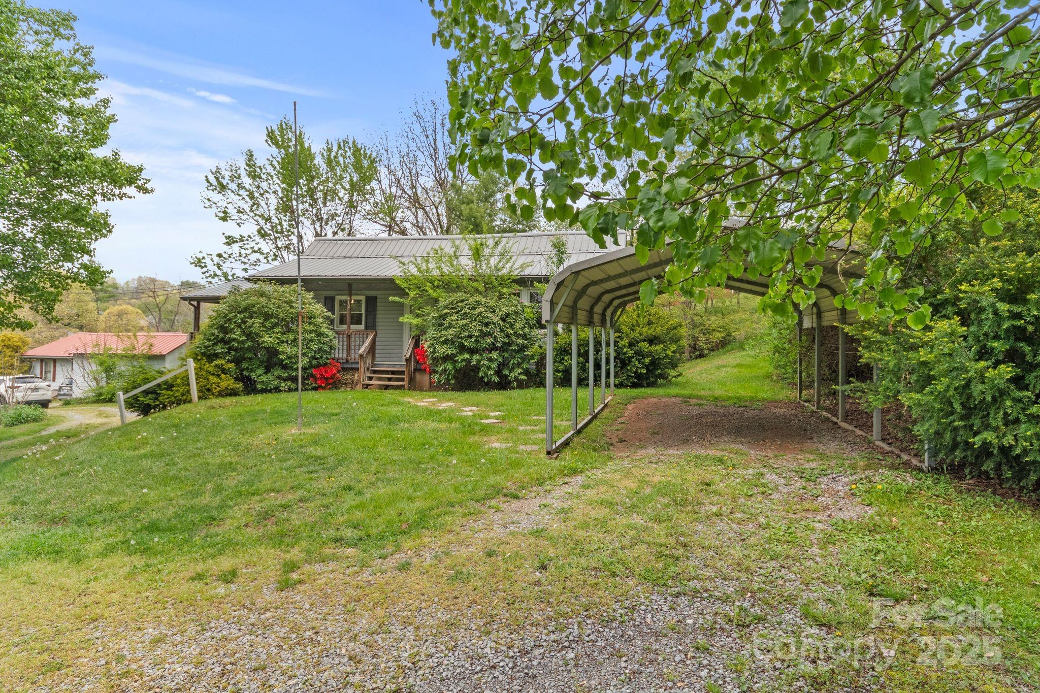 412 Trammell Avenue Canton NC 28716