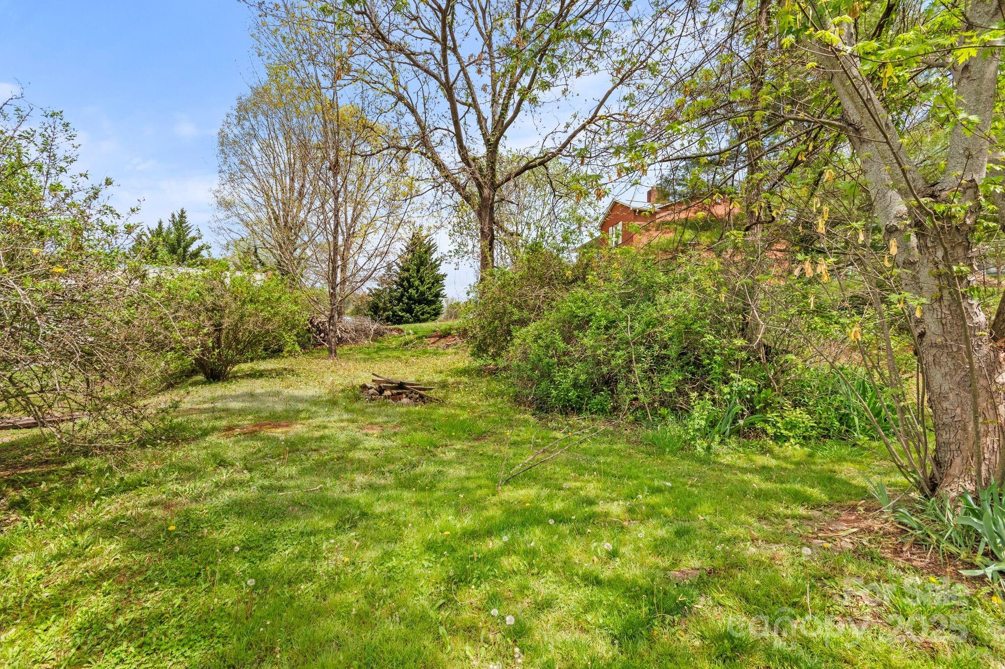 412 Trammell Avenue Canton NC 28716