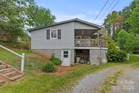 412 Trammell Avenue Canton NC 28716
