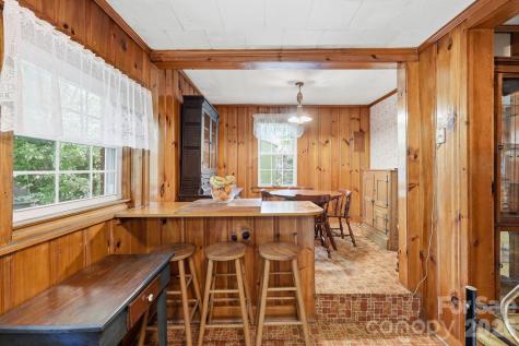 215 Old Us 70 Highway E Black Mountain NC 28711