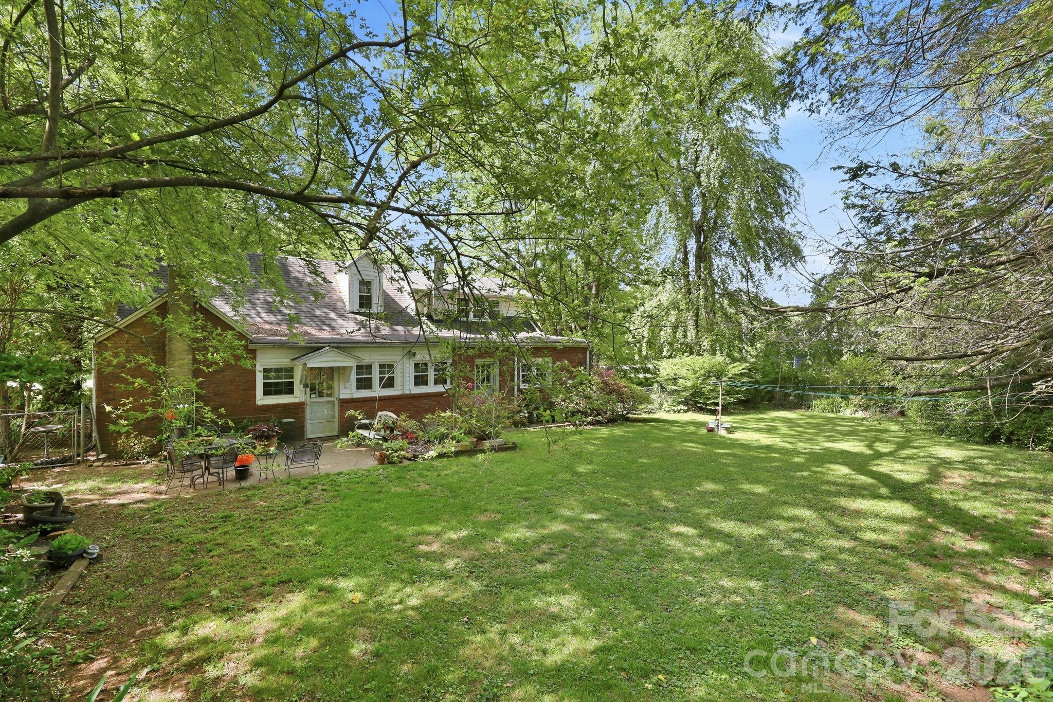 215 Old Us 70 Highway E Black Mountain NC 28711