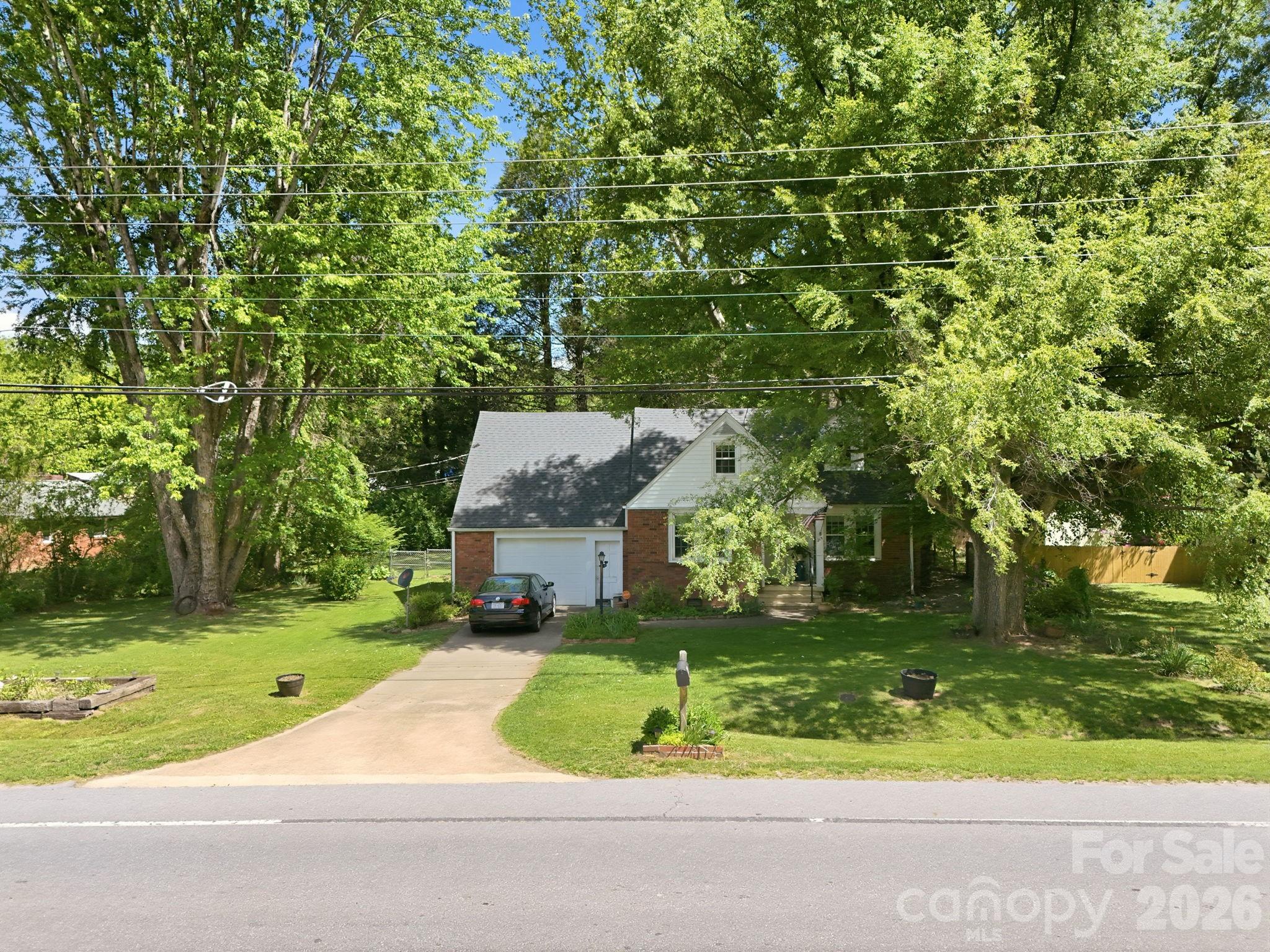 215 Old Us 70 Highway E Black Mountain NC 28711