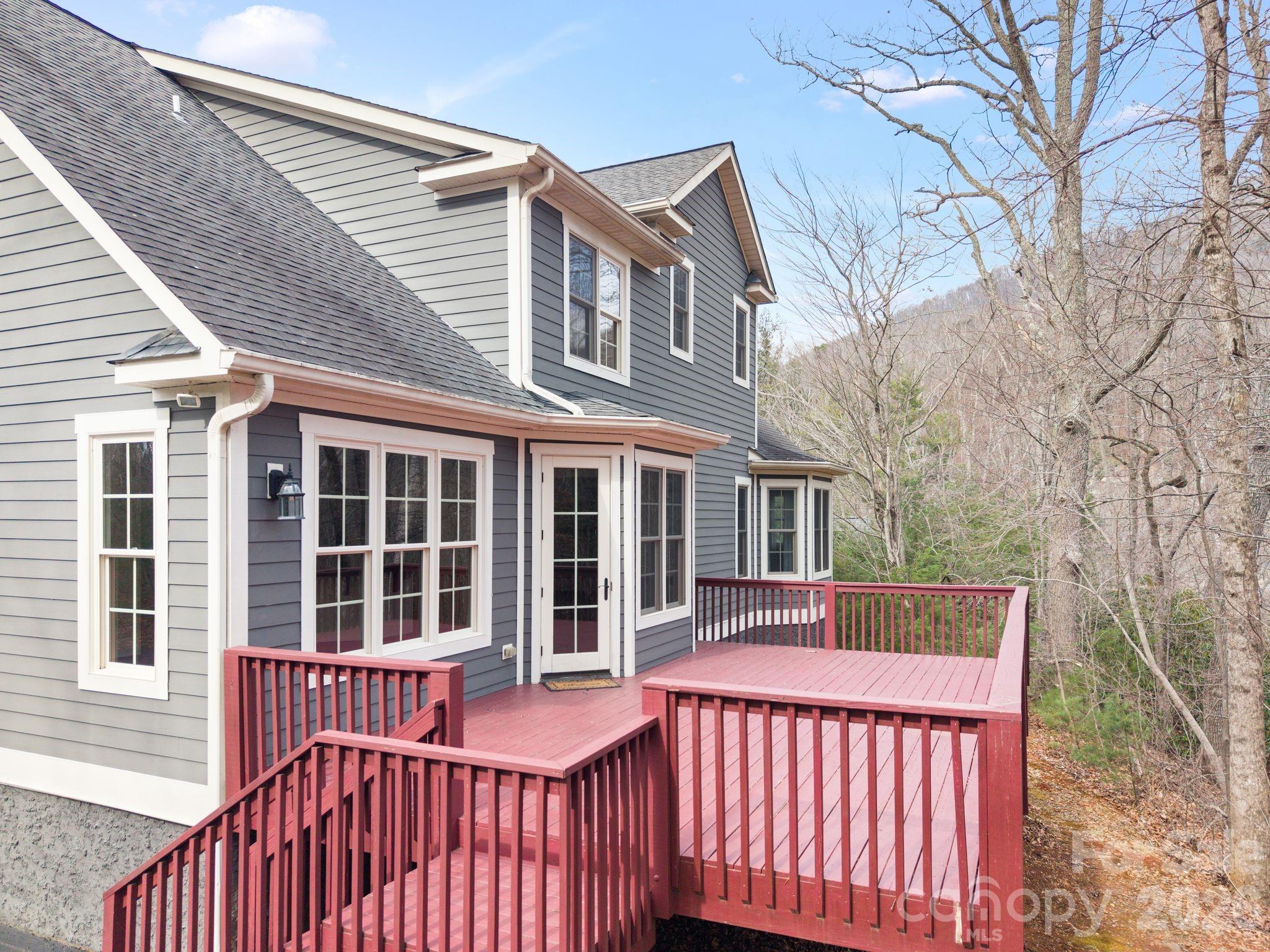 19 Angler Trail Asheville NC 28803