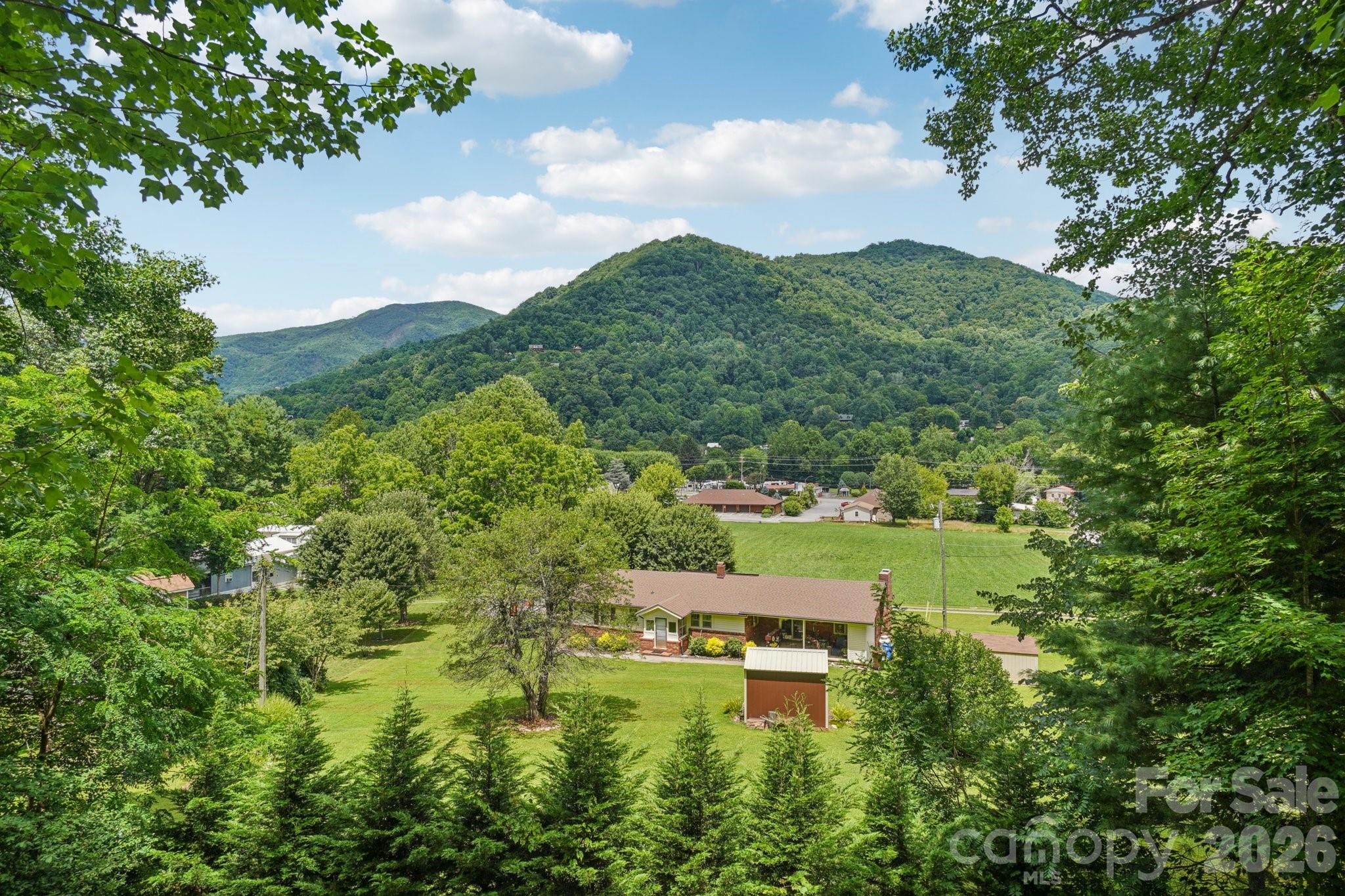 7 Higel Lane Maggie Valley NC 28751