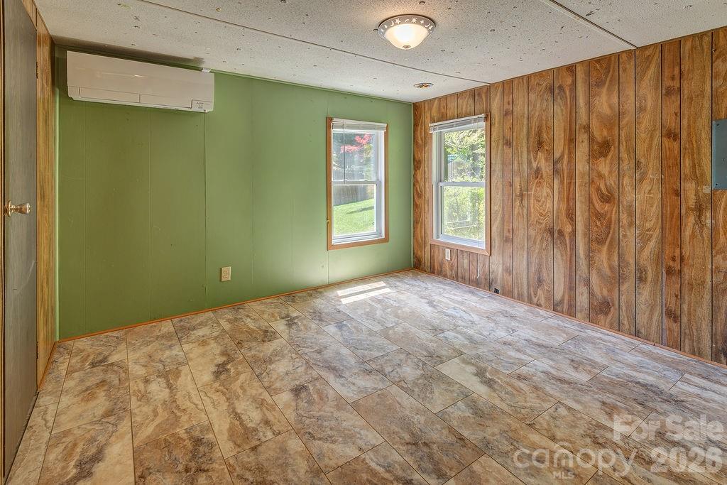 64 Haw Creek Circle Asheville NC 28805