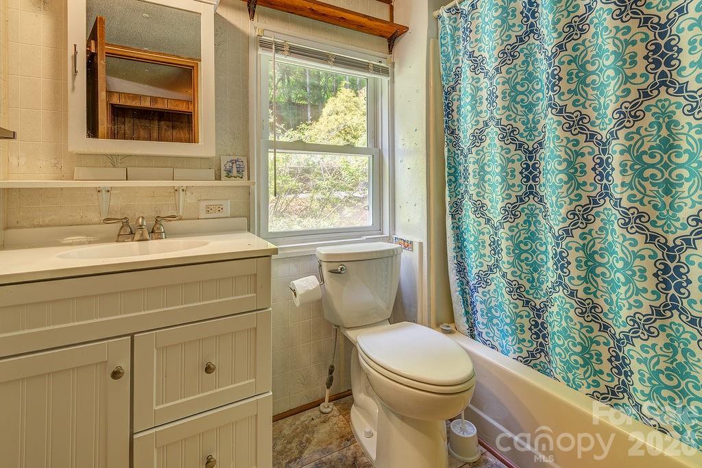 64 Haw Creek Circle Asheville NC 28805