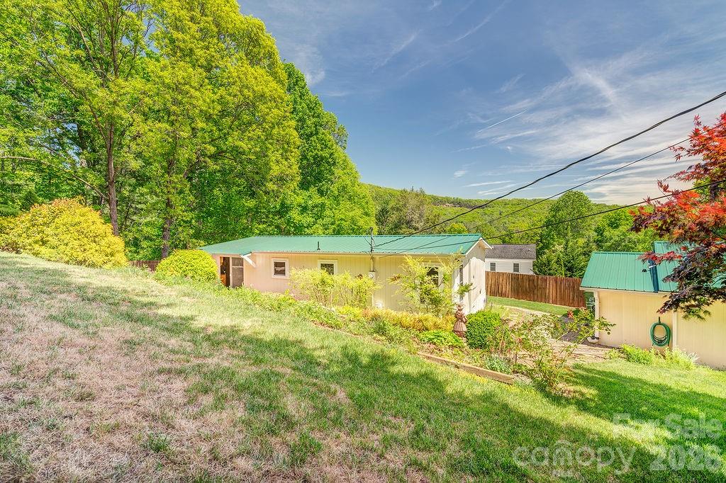 64 Haw Creek Circle Asheville NC 28805