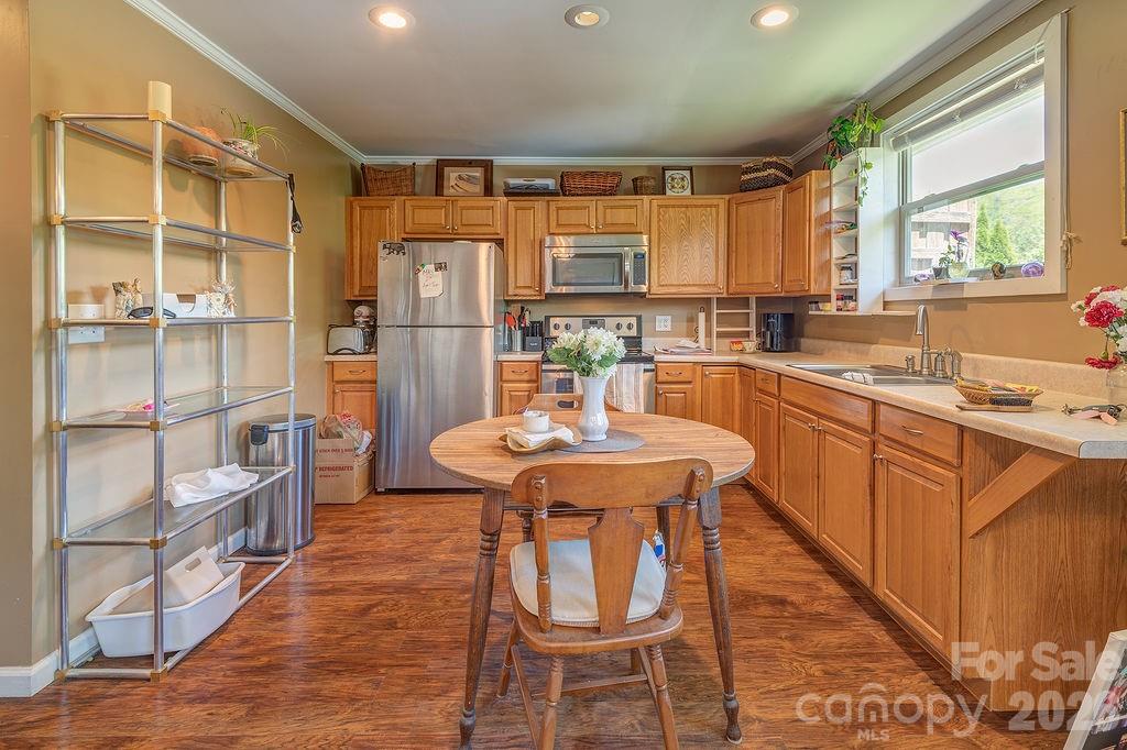 64 Haw Creek Circle Asheville NC 28805