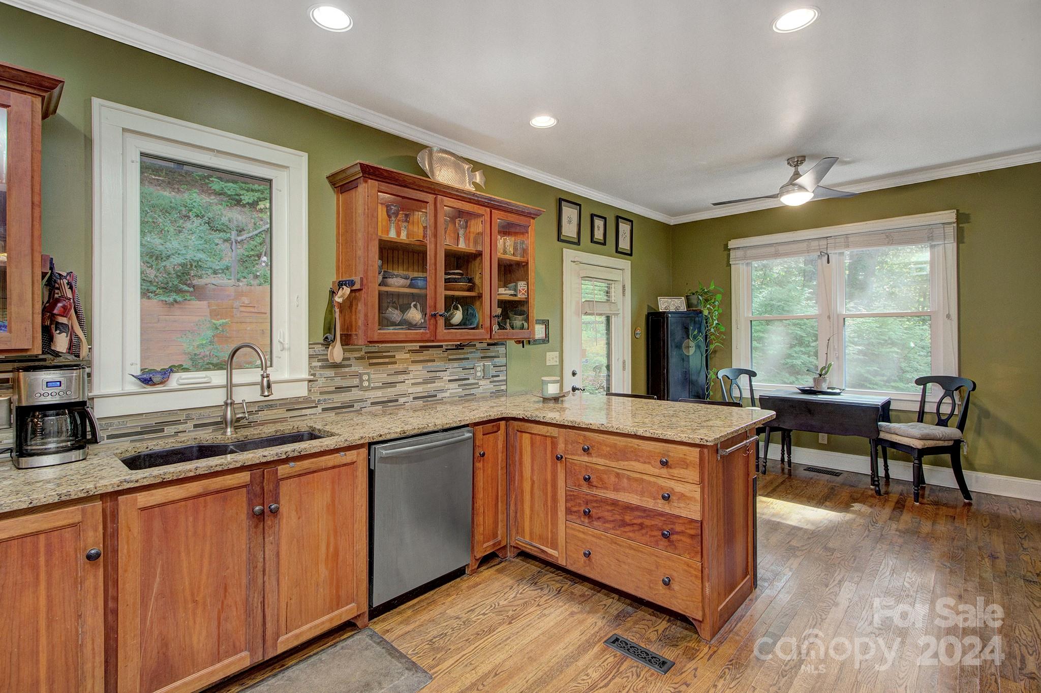 12 Hawk View Drive Asheville NC 28804