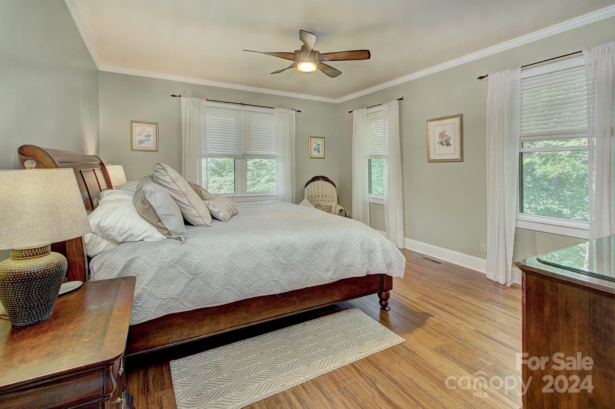 12 Hawk View Drive Asheville NC 28804