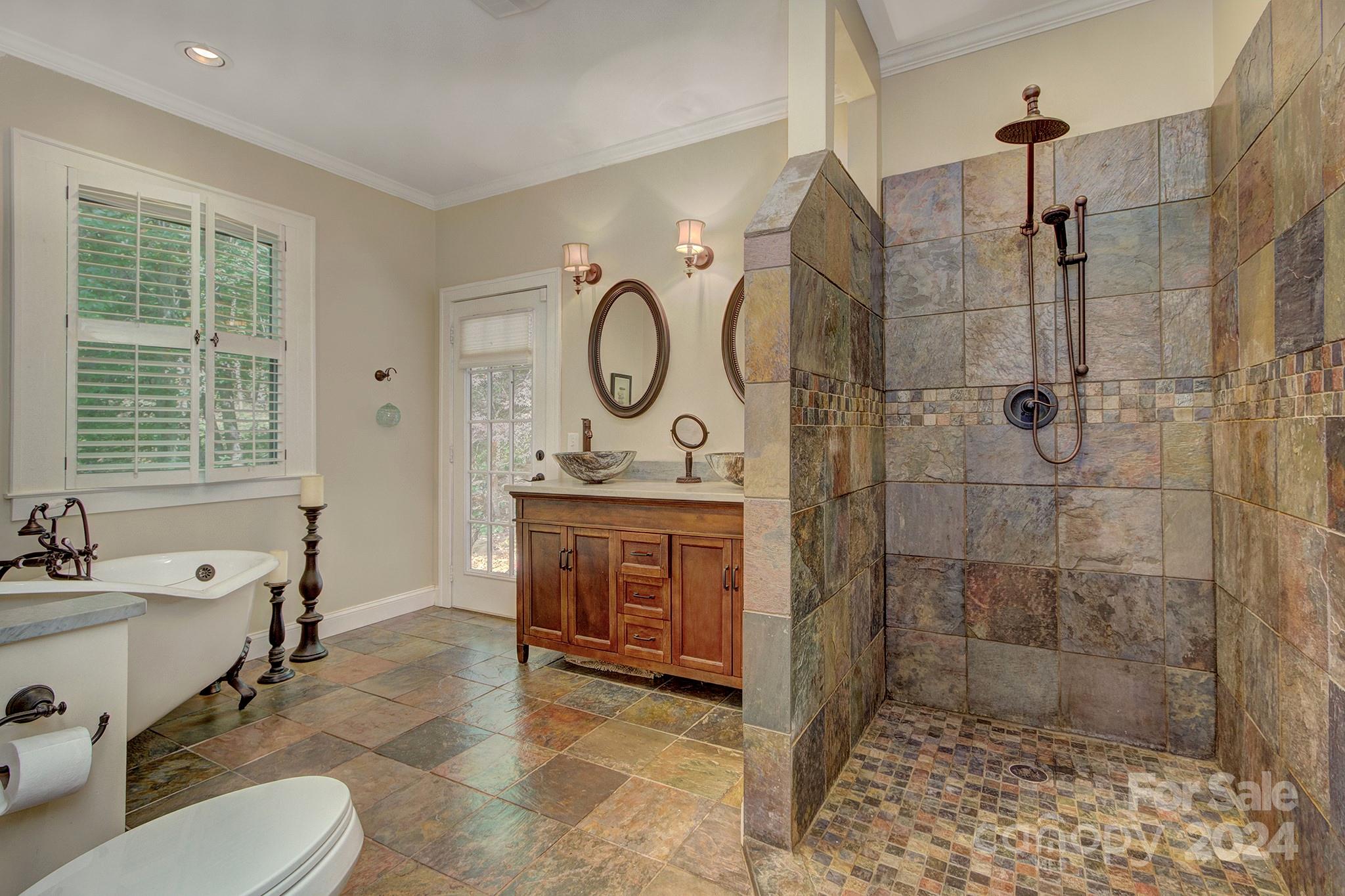 12 Hawk View Drive Asheville NC 28804
