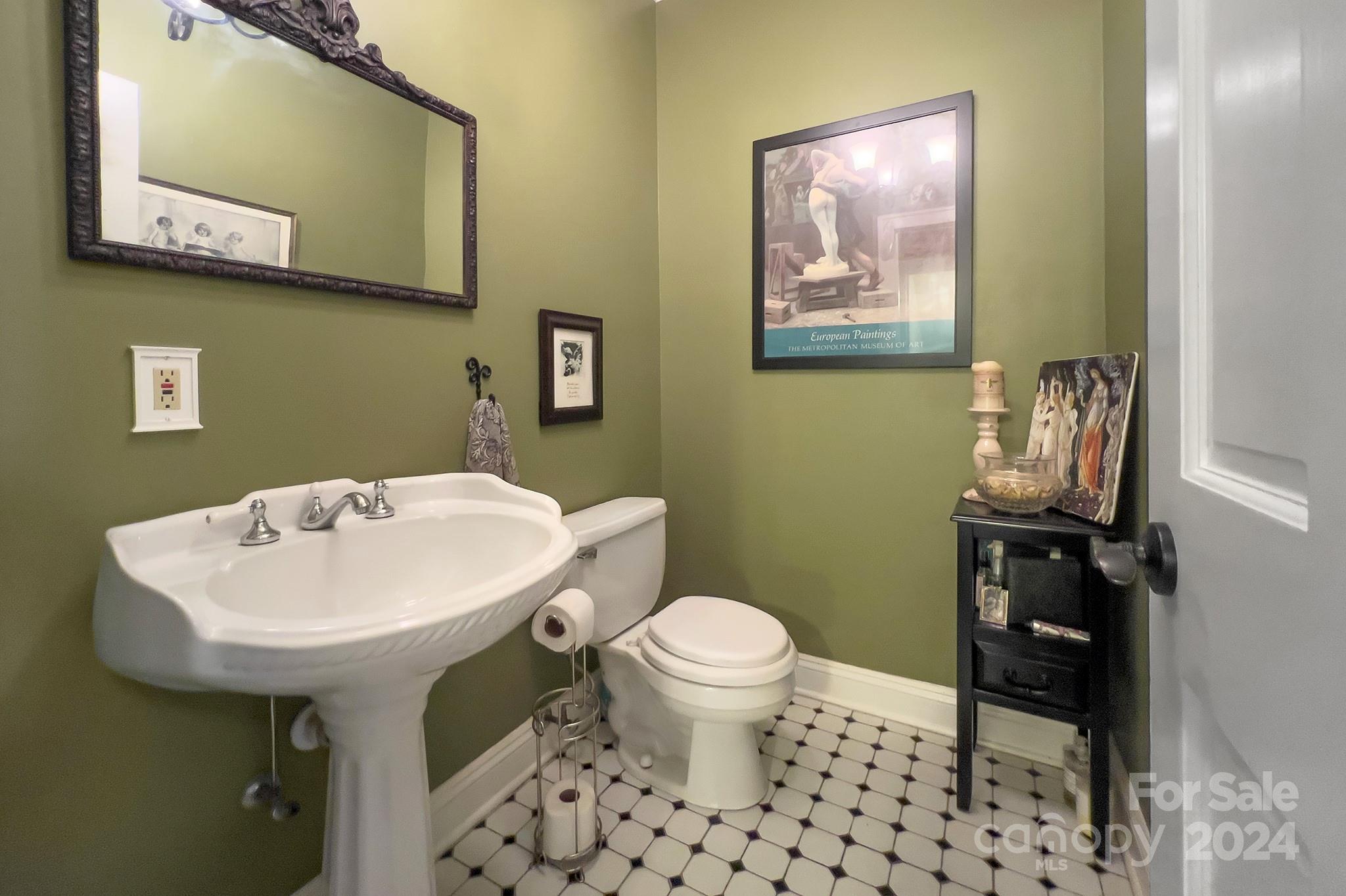 12 Hawk View Drive Asheville NC 28804