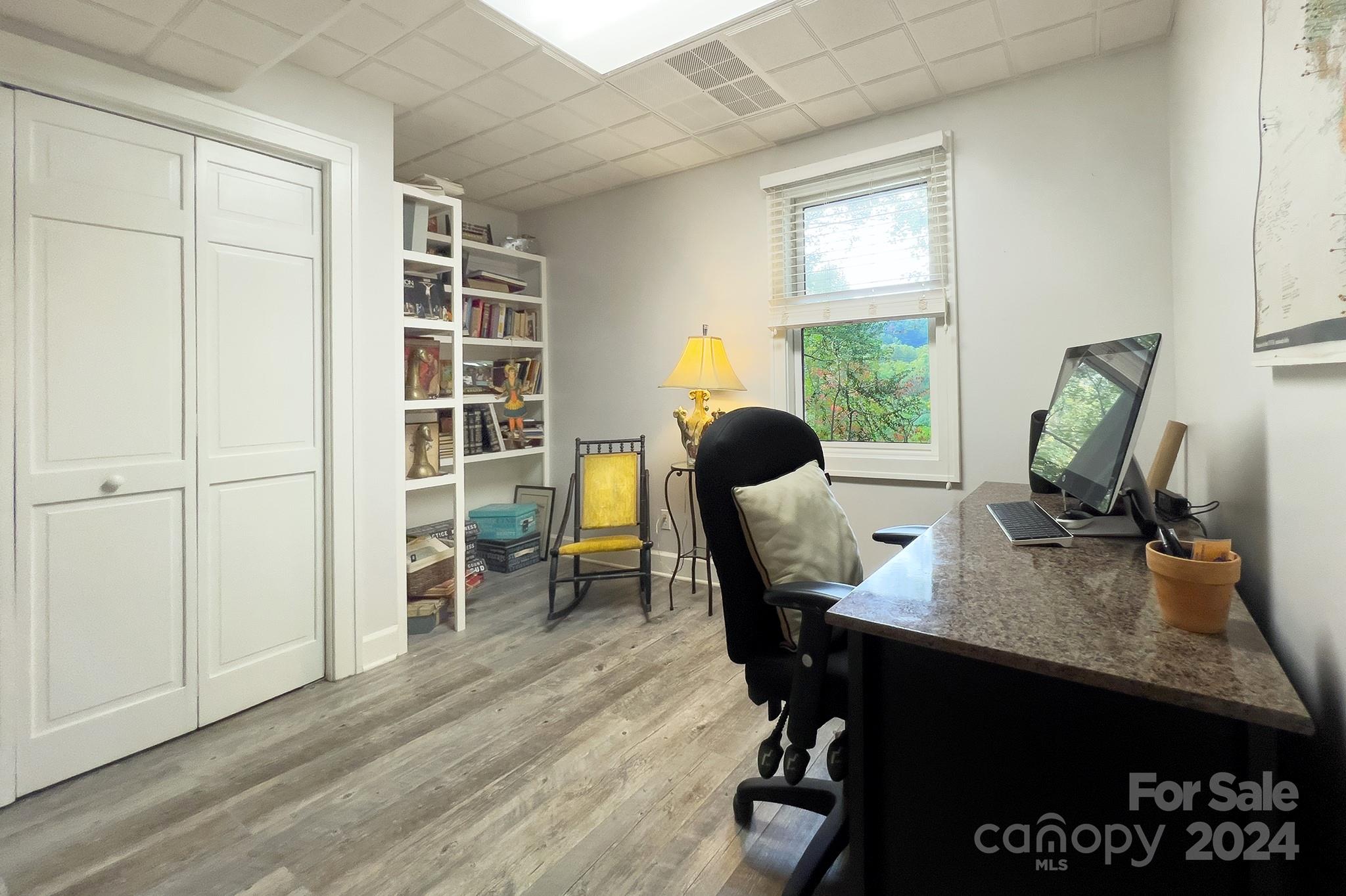 12 Hawk View Drive Asheville NC 28804