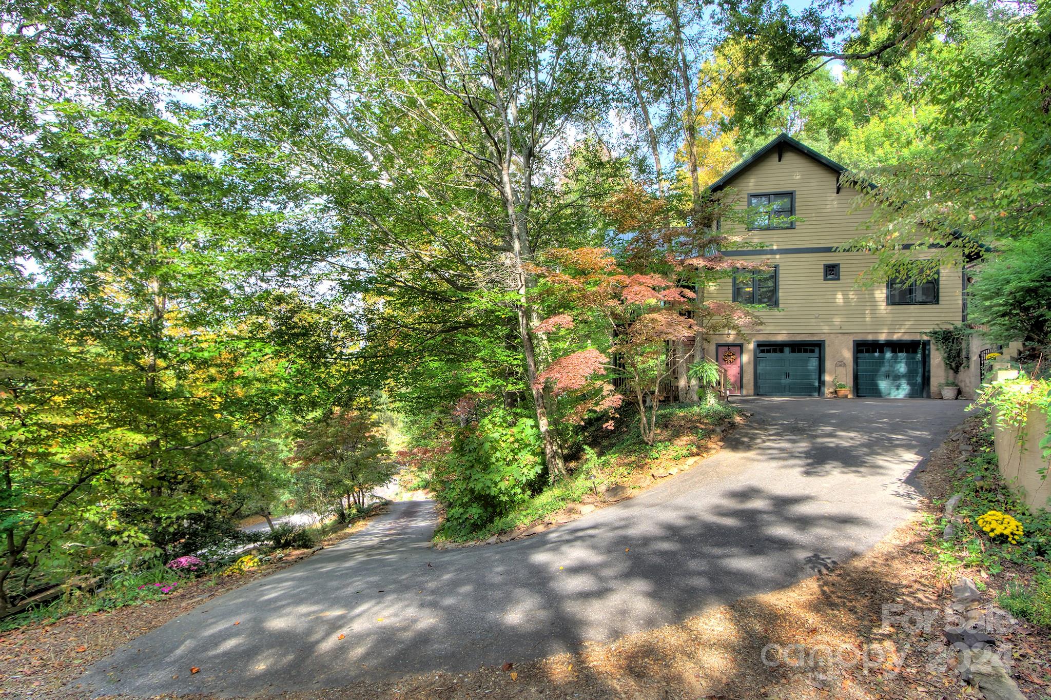 12 Hawk View Drive Asheville NC 28804