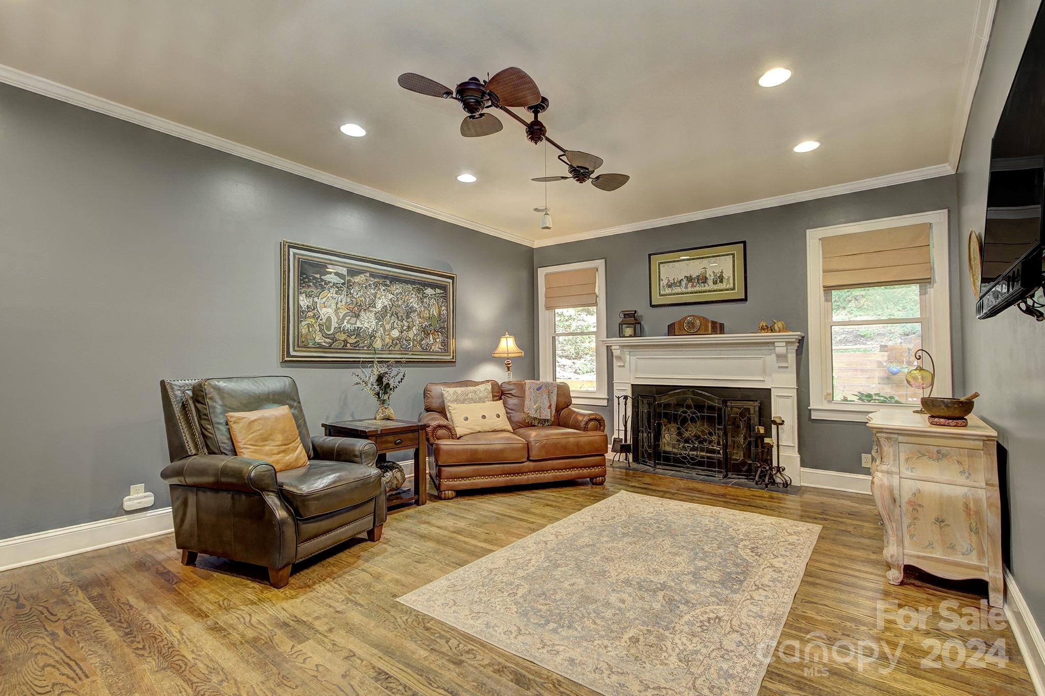 12 Hawk View Drive Asheville NC 28804