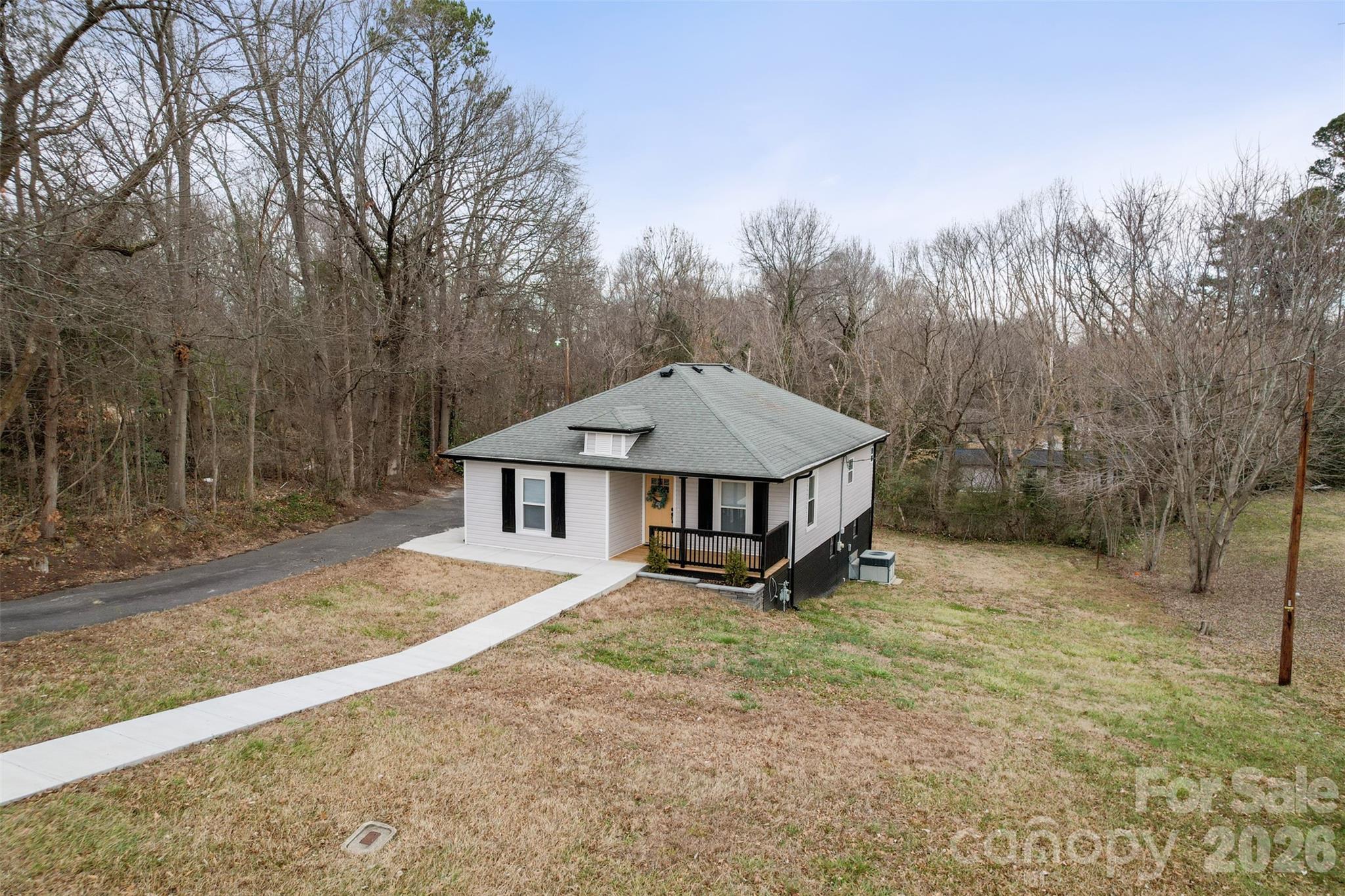 305 E Henry Street Belmont NC 28012