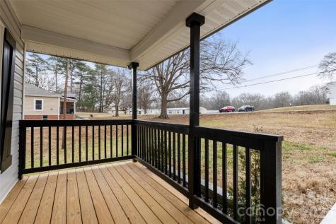 305 E Henry Street Belmont NC 28012