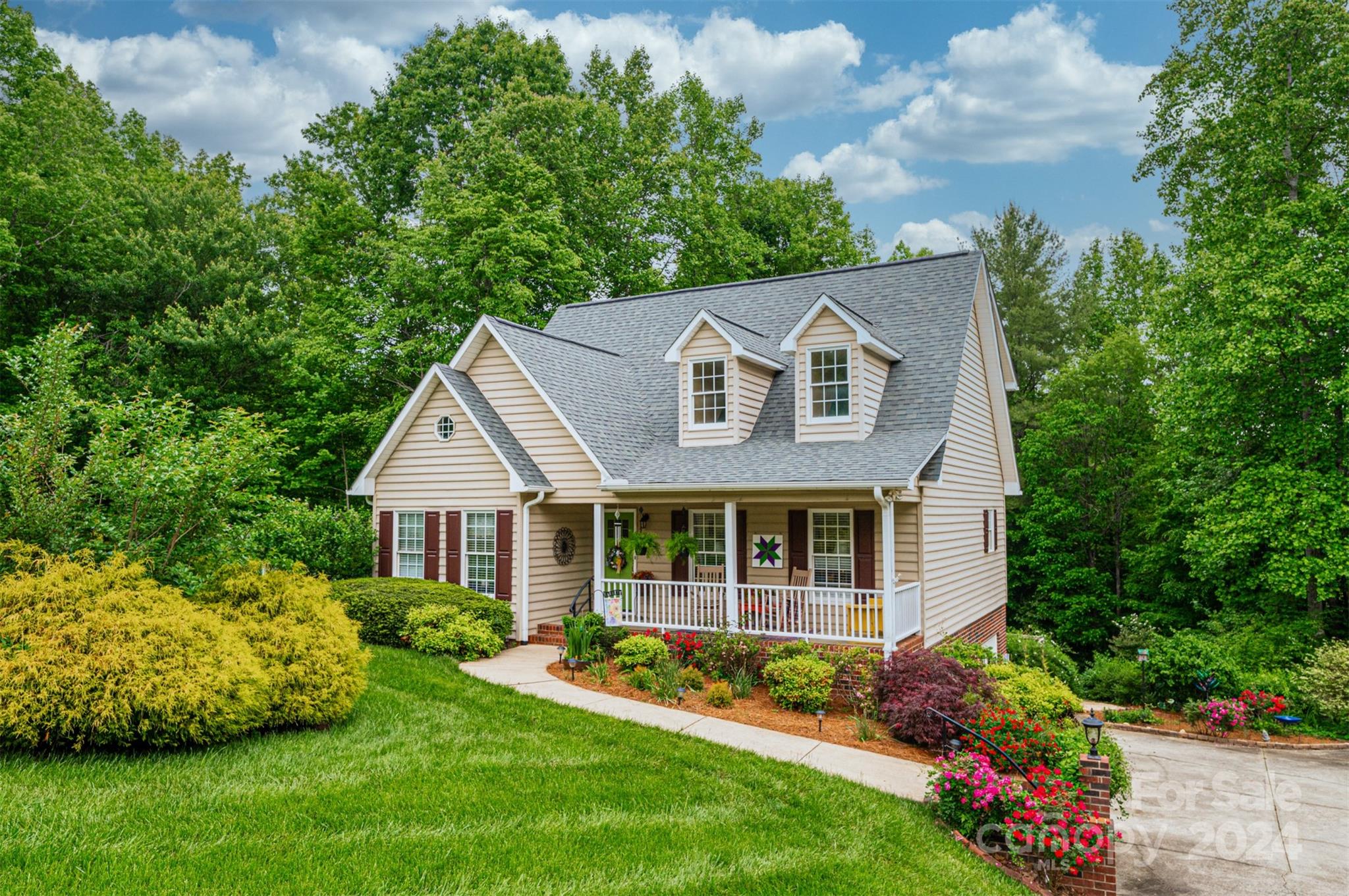 406 Tomlinson Court Lenoir NC 28645
