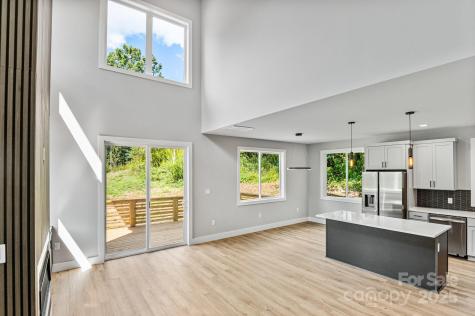 80 Upper Moffitt Road Asheville NC 28805