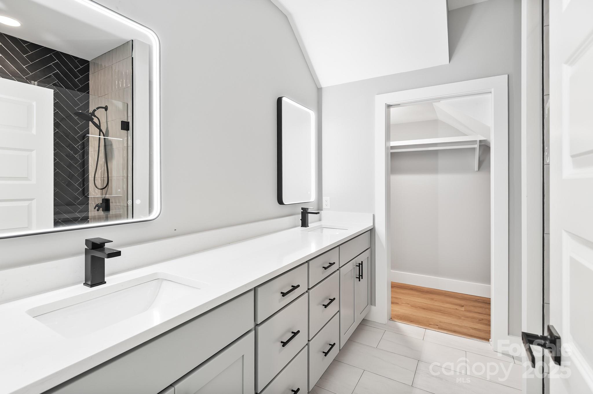 80 Upper Moffitt Road Asheville NC 28805