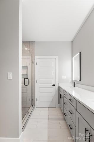 80 Upper Moffitt Road Asheville NC 28805