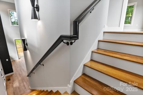 80 Upper Moffitt Road Asheville NC 28805