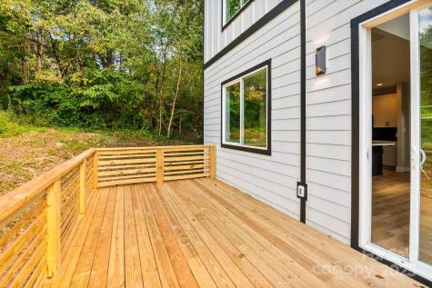 80 Upper Moffitt Road Asheville NC 28805