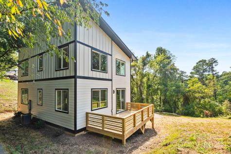 80 Upper Moffitt Road Asheville NC 28805