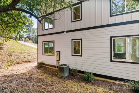 80 Upper Moffitt Road Asheville NC 28805