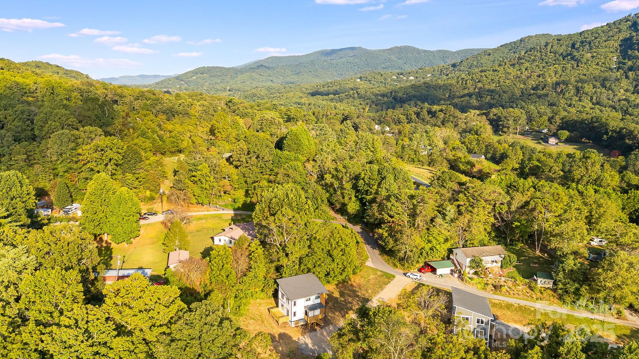 80 Upper Moffitt Road Asheville NC 28805